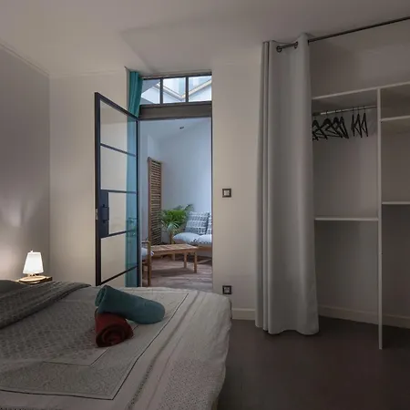 Апартаменты Spacieux Au Coeur D'angers Etage 1 - 6 Personnes *